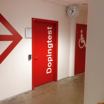 A cover of "hack" cluster. The owner is bobo.psd. The cluster consists of 2 elements.