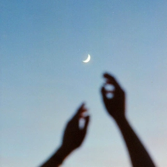 A cover of "vibes" cluster. The owner is cristianrus. The cluster consists of 37 elements.