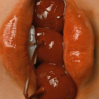 A cover of "ripeness is all" cluster. The owner is victoralexander1. The cluster consists of 190 elements.