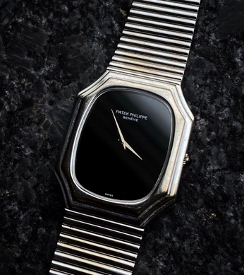 A cover of "watches" cluster. The owner is brnrfl21. The cluster consists of 7 elements.