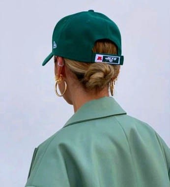 A cover of "LTC HATS" cluster. The owner is tsquared. The cluster consists of 31 elements.