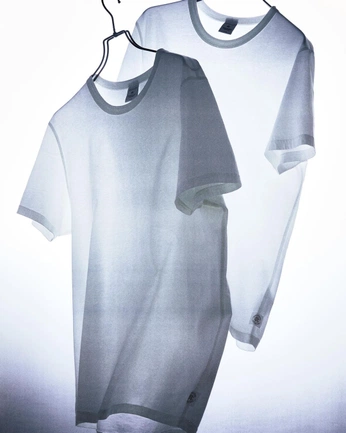 A cover of "GreatC" cluster. The owner is delarosafoto. The cluster consists of 5 elements.