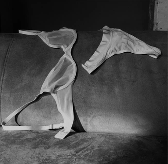 A cover of "photo inspo" cluster. The owner is veraionn. The cluster consists of 21 elements.