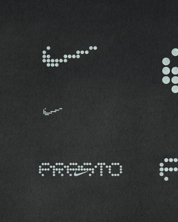 A cover of "SWOOSH" cluster. The owner is adand. The cluster consists of 54 elements.