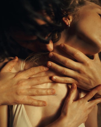 A cover of "Love" cluster. The owner is st4rlight. The cluster consists of 5 elements.