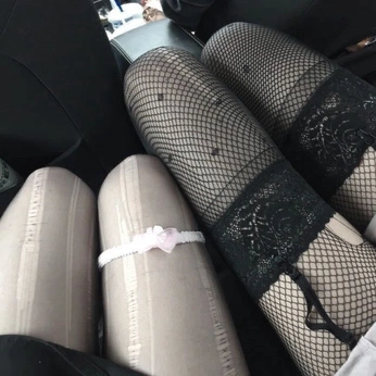 A cover of "subliminals" cluster. The owner is cloudstrifeballs. The cluster consists of 136 elements.