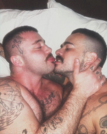 A cover of "bomberos" cluster. The owner is chemtrailsotcc. The cluster consists of 28 elements.