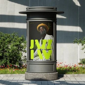 A cover of "signal" cluster. The owner is kipiante. The cluster consists of 40 elements.