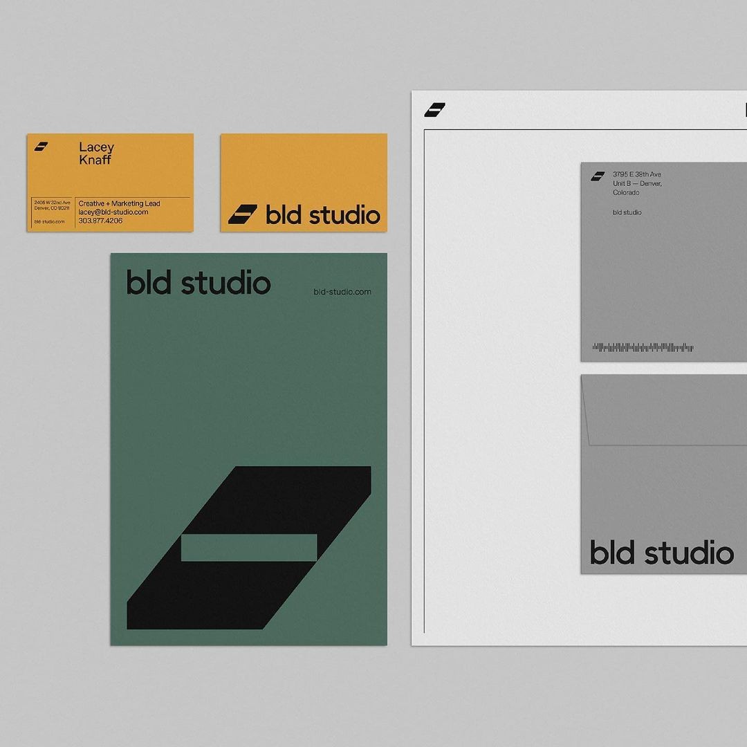 An Instagram carousel post added by bloodyxu on Dec 04, 2023. The author is @logos.ai.