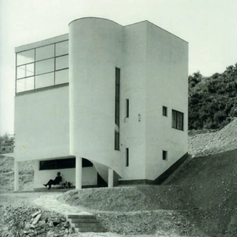 A cover of "Archi" cluster. The owner is morilem. The cluster consists of 21 elements.