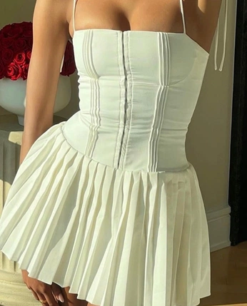 A cover of "my closet" cluster. The owner is eiderr. The cluster consists of 14 elements.