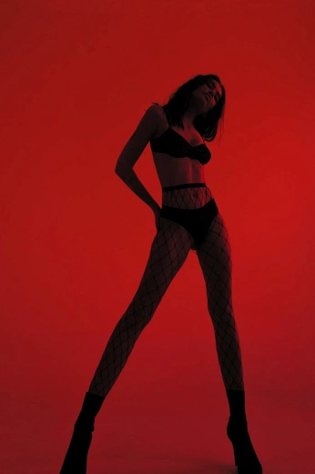 A cover of "Padenie" cluster. The owner is makarchik. The cluster consists of 9 elements.