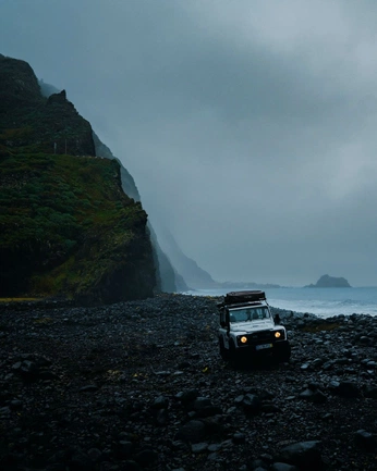 A cover of "[ Travel ]" cluster. The owner is odobasix. The cluster consists of 3 elements.