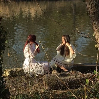 A cover of "trunyan" cluster. The owner is orn.irector. The cluster consists of 17 elements.