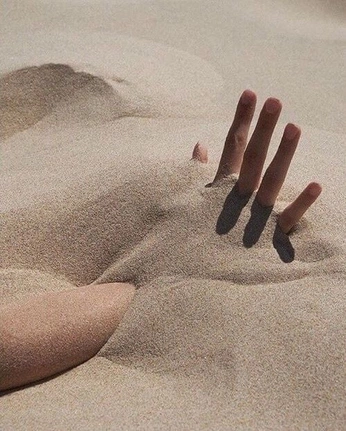 A cover of "love" cluster. The owner is otcombo. The cluster consists of 15 elements.