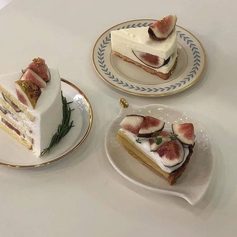 A cover of "HLIOS 🌞" cluster. The owner is angelinaqc. The cluster consists of 47 elements.