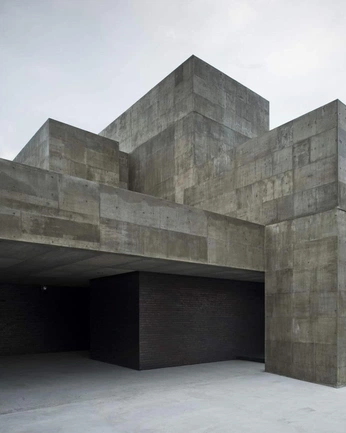 A cover of "ARCHI" cluster. The owner is thesaturnalia. The cluster consists of 1 element.