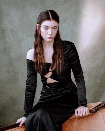 A cover of "artists" cluster. The owner is kcthleenc. The cluster consists of 1 element.