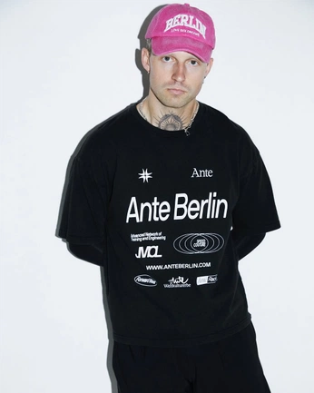 A cover of "Gryvic logo" cluster. The owner is imthebest. The cluster consists of 8 elements.