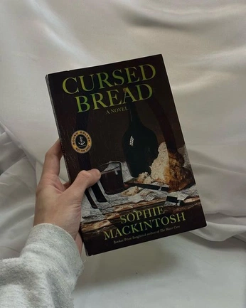 A cover of "livros" cluster. The owner is elaartero. The cluster consists of 3 elements.