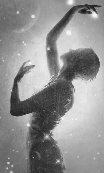 A cover of "Lighting" cluster. The owner is wylderflowers. The cluster consists of 1 element.