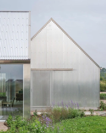 A cover of "extension" cluster. The owner is bjjcvklm. The cluster consists of 10 elements.