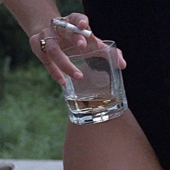 A cover of "lifestyle" cluster. The owner is oreosulgenau. The cluster consists of 1 element.