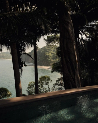 A cover of "Paraty RJ" cluster. The owner is la.depaula. The cluster consists of 14 elements.