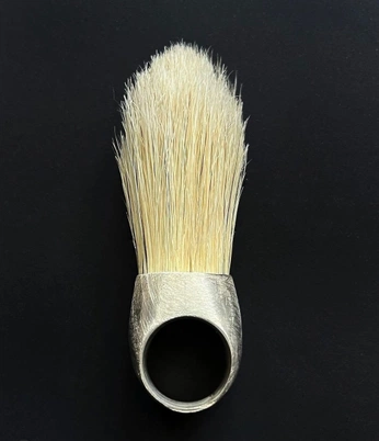 A cover of "MAKEUP ACCESSORIES" cluster. The owner is mavsc. The cluster consists of 11 elements.