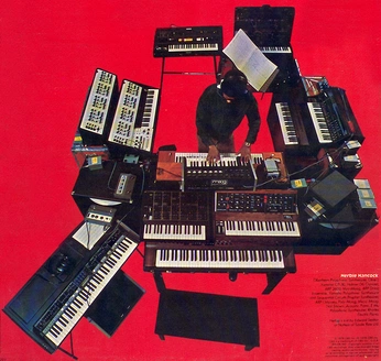 A cover of "Content" cluster. The owner is apolloabhaile. The cluster consists of 4 elements.