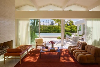 A cover of "Interior" cluster. The owner is chromeprincess. The cluster consists of 19 elements.