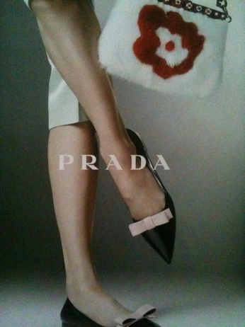 A cover of "Prada, etc." cluster. The owner is burch. The cluster consists of 3 elements.