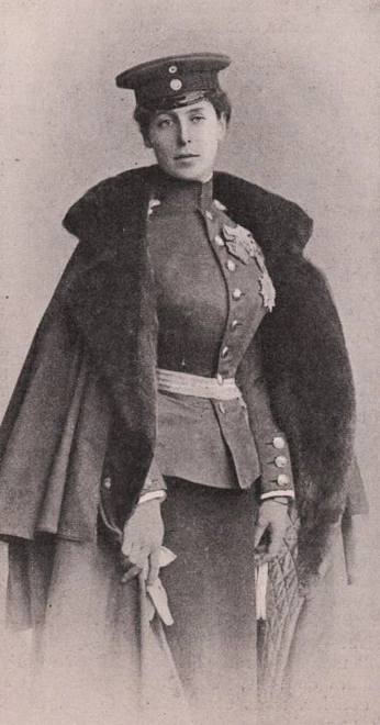 A cover of "historical fashion" cluster. The owner is chizomegvtsfkk. The cluster consists of 30 elements.