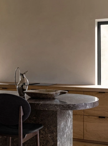 A cover of "interiors" cluster. The owner is isladarling. The cluster consists of 1 element.