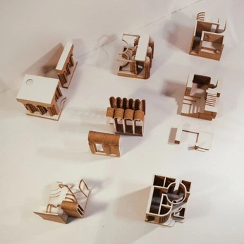 A cover of "miniatures" cluster. The owner is eongkin. The cluster consists of 1 element.