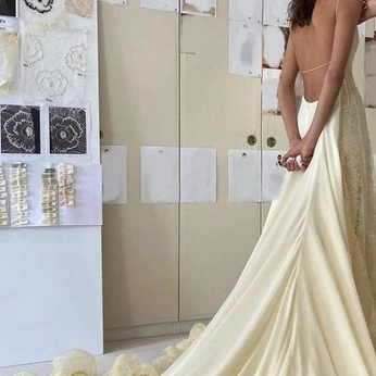 A cover of "ornaments" cluster. The owner is kelsey. The cluster consists of 167 elements.