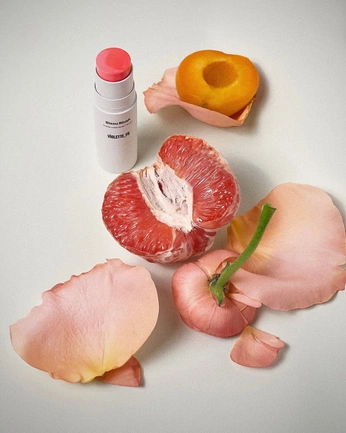 A cover of "Summer and skincare" cluster. The owner is eusirenko. The cluster consists of 31 elements.