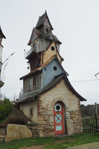 A cover of "brick & mortar" cluster. The owner is elliffant. The cluster consists of 8 elements.