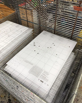 A cover of "black ink & white paper" cluster. The owner is mariapaz.catalan. The cluster consists of 9 elements.