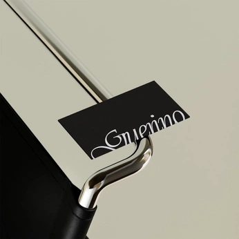 A cover of "Mock-Ups" cluster. The owner is annabe. The cluster consists of 114 elements.