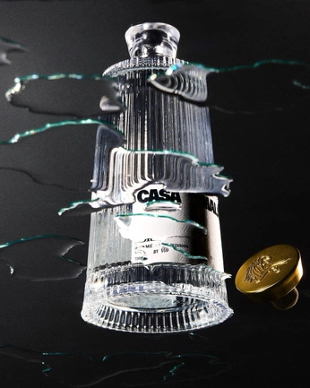 A cover of "Olga Bottle Shots" cluster. The owner is andrewrozas. The cluster consists of 14 elements.