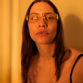 A cover of "portraits" cluster. The owner is fatimacarpizo. The cluster consists of 3 elements.