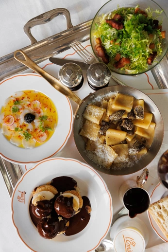 A cover of "LXR ROME IRD" cluster. The owner is lolamarr. The cluster consists of 1 element.