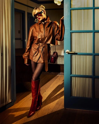 A cover of "Styling" cluster. The owner is sarahkarney. The cluster consists of 23 elements.