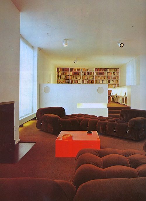 The Franzen Apartment by Ulrich Franzen with a Camaleonda sofa by Mario Bellini.