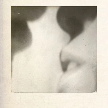 A cover of "je t’aime" cluster. The owner is nigorakhuramova. The cluster consists of 22 elements.