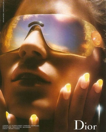 A cover of "Futurism" cluster. The owner is livia.hoff. The cluster consists of 20 elements.