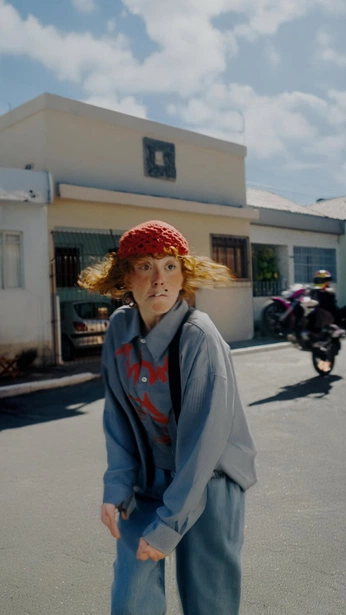 A cover of "Shots" cluster. The owner is brknomk1. The cluster consists of 37 elements.