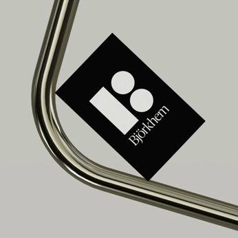 A cover of "Beute" cluster. The owner is bycaweb. The cluster consists of 32 elements.