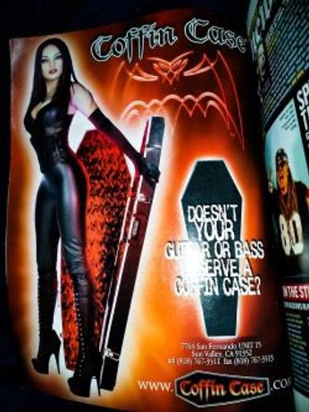 A cover of "gothic magazines" cluster. The owner is m4chines. The cluster consists of 64 elements.